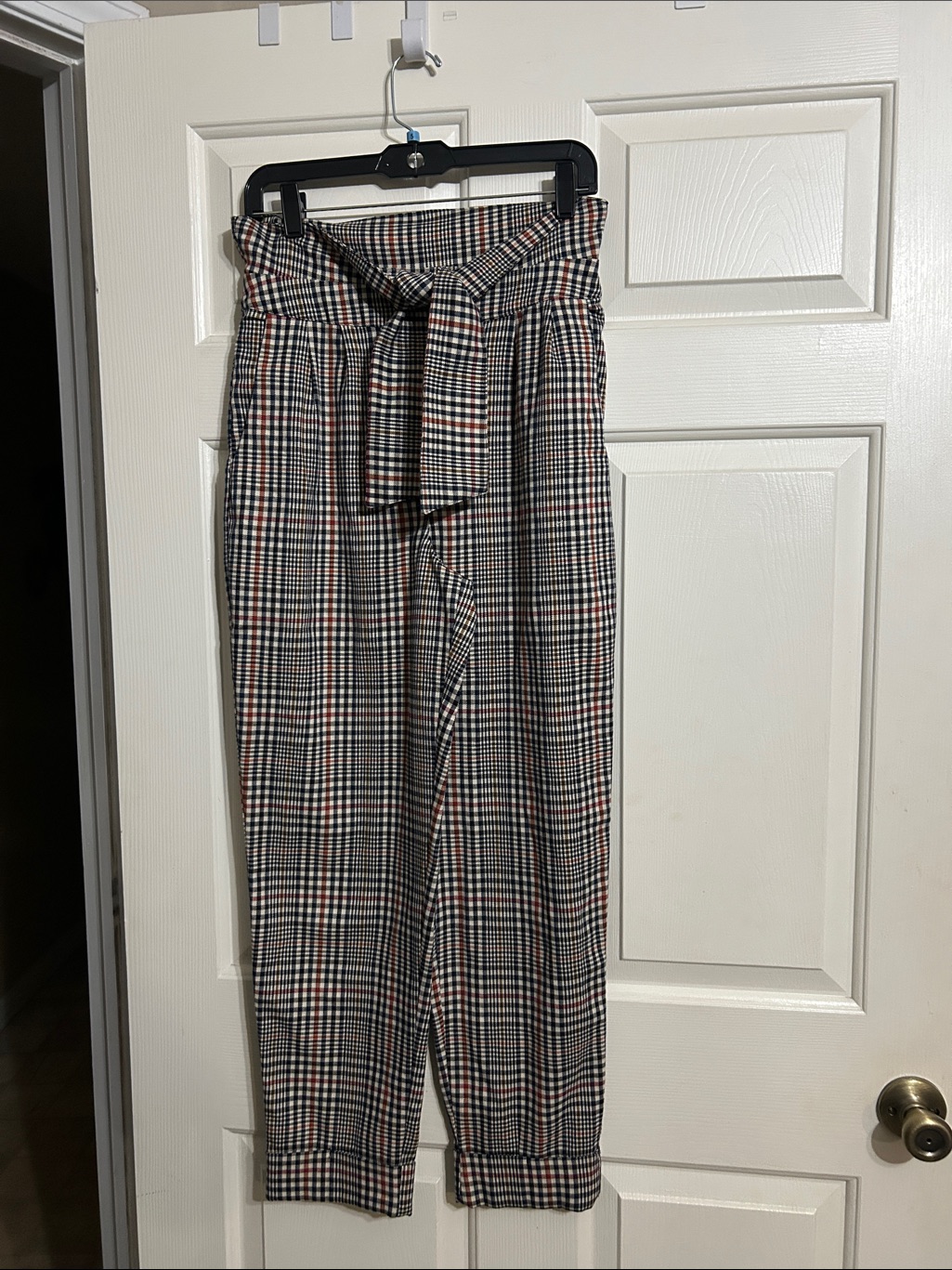 Forever 21 High-Waist Plaid Paperbag Trousers With Tie Belt - Black/White/Red